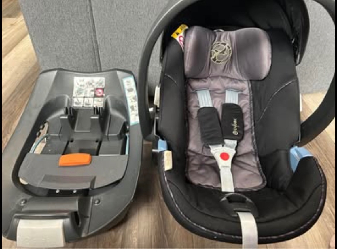 Cybex aton 5 vajíčko a základna