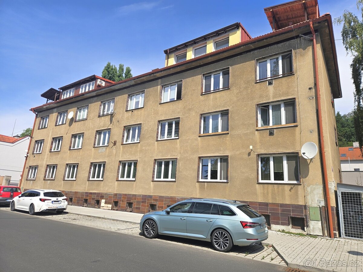 Prostorný a světlý byt 2+1 v klidné části Kralup nad Vltavou