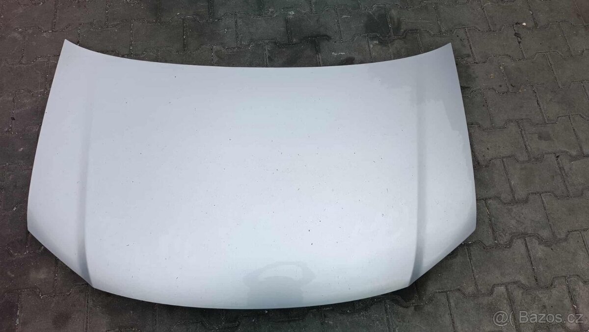 Kapota Volkswagen Touran 1 (2006 - 2010) facelift barva LA7W