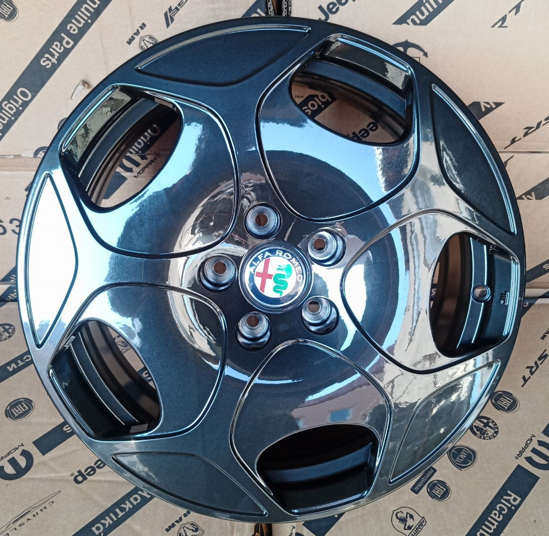 Nové orig. alu disky 5x110R17 Alfa Romeo Tonale