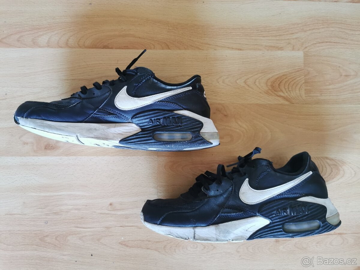 Nike AIR MAX Excee Black/White vel.44