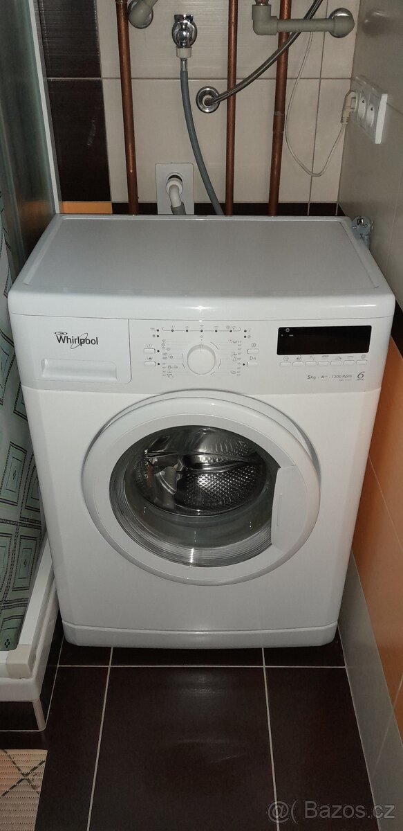 Pračka Whirlpool