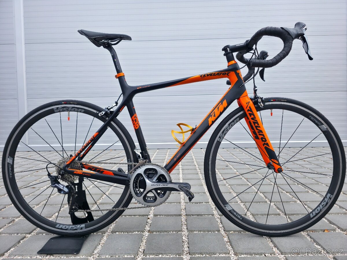 Silniční kolo KTM Revelator Carbon 2018 – velikost 55cm (M)