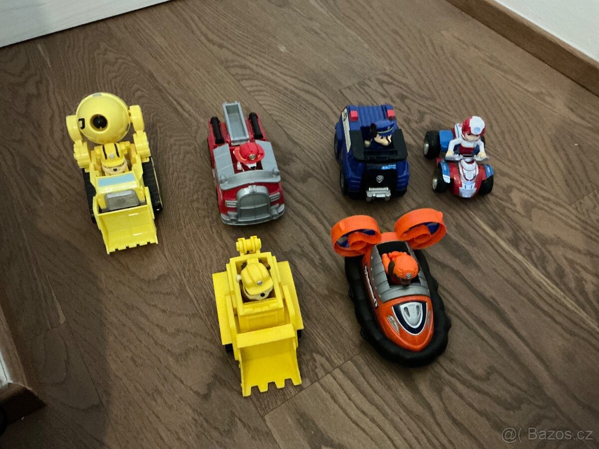 Tlapkova patrola - (vozidlo + panacek)