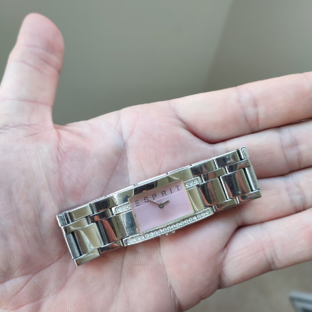 Prodám dámské hodinky zn. Esprit P03