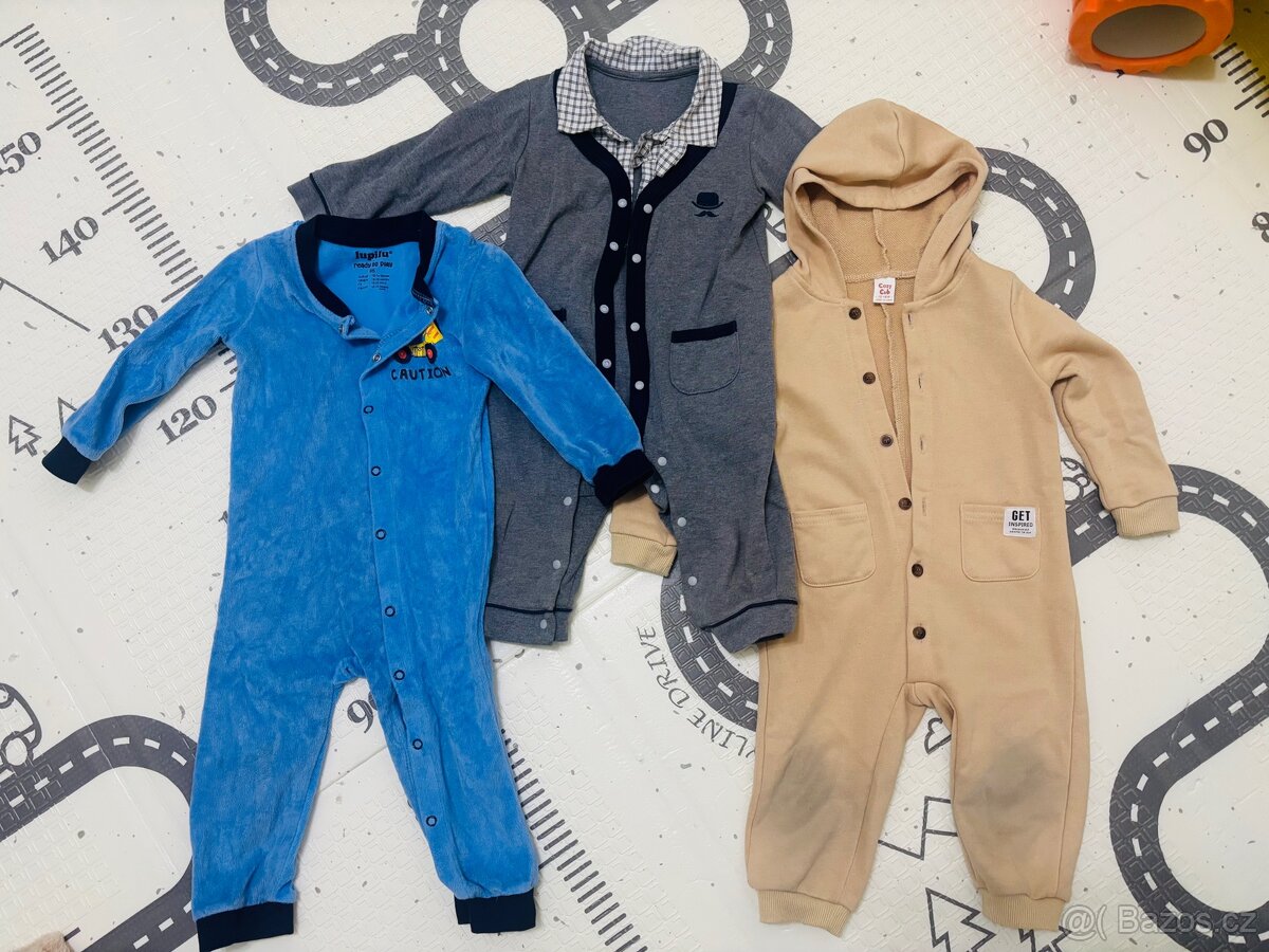 Dětské oblečení, vel. 86