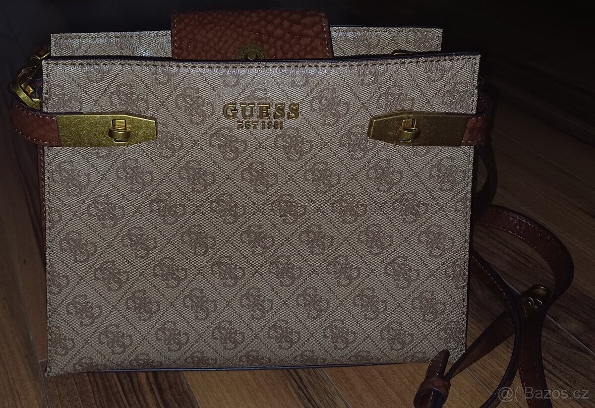 Kabelka Guess