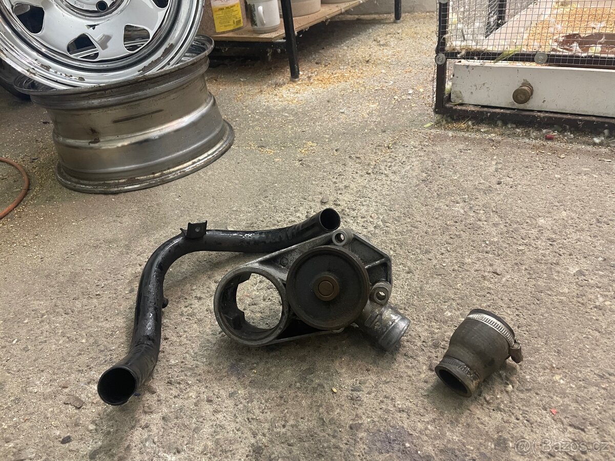 Vodní pumpa favorit