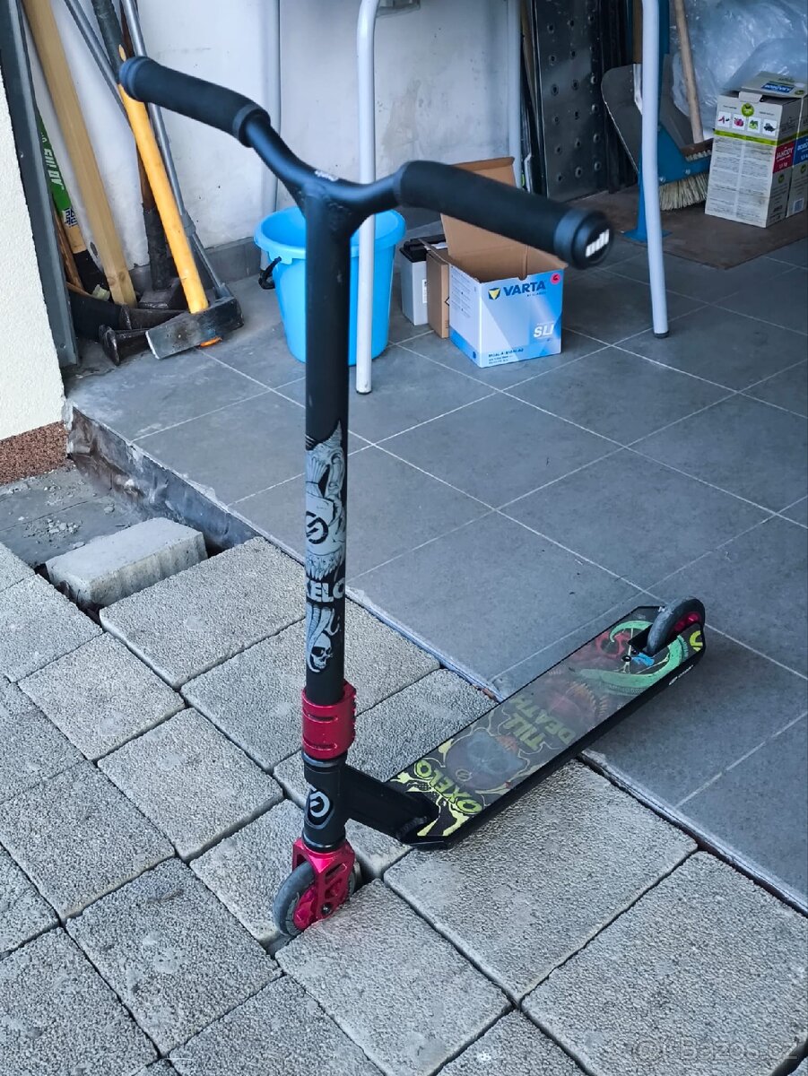 Freestyle Koloběžka Oxelo