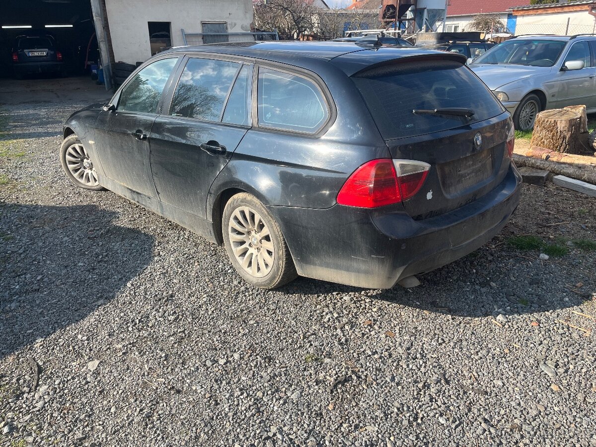 Bmw e91 320d náhradní díly