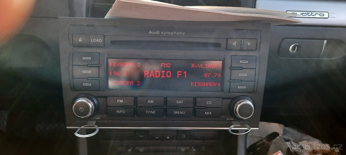 radio audi symphony dvoudin A4 8E 8H us jako nové