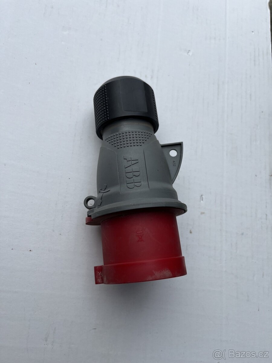 Vidlice 400v 32A ABB