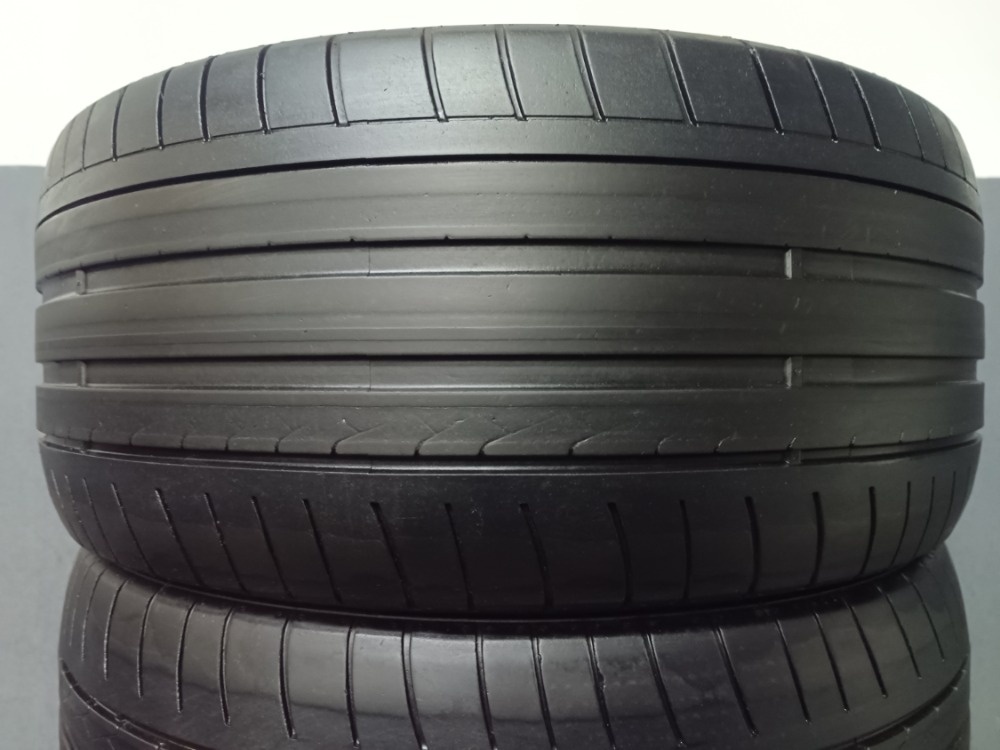 255/40 R19 DUNLOP (4419)