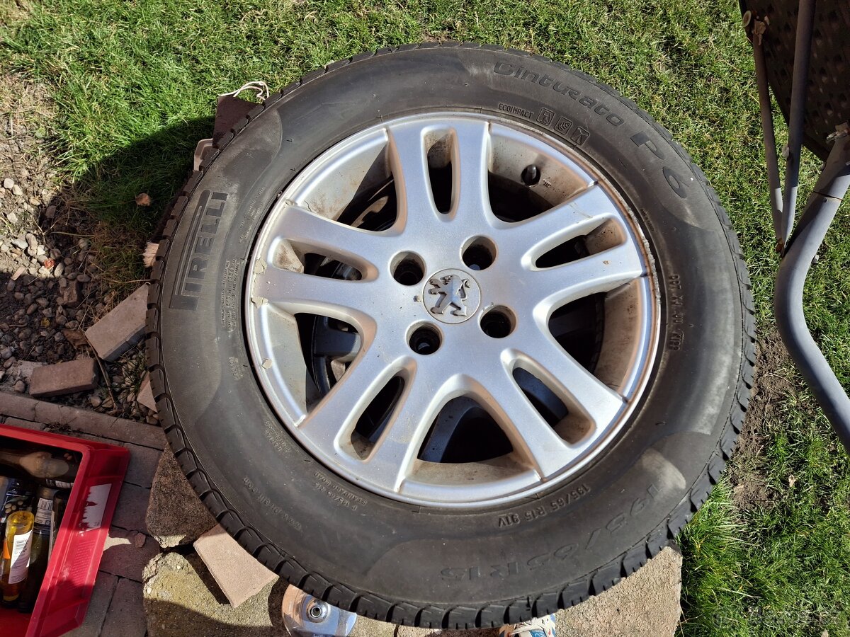 Alu kola R15 PEUEGOT