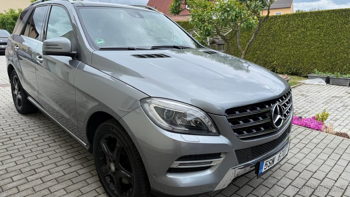 Prodám Mercedes Benz ml 350 CDI airmatic, 4x4, r.v. 2013