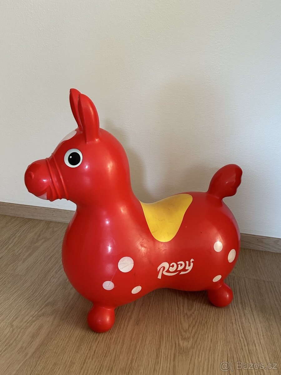 Skákací koník Rody Gymnic
