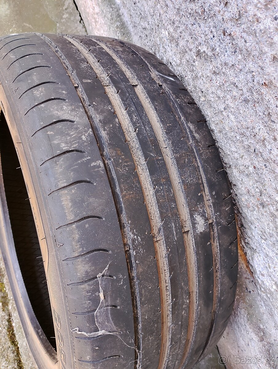225/45 R17