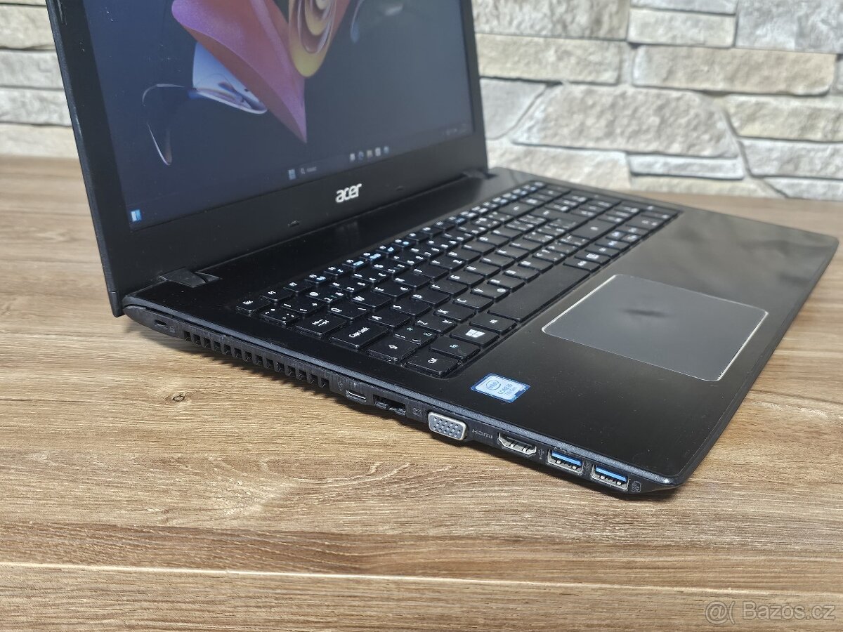 15,6 Acer Intel i5 8gb RAM 1000GB SSD, nová baterie 6h