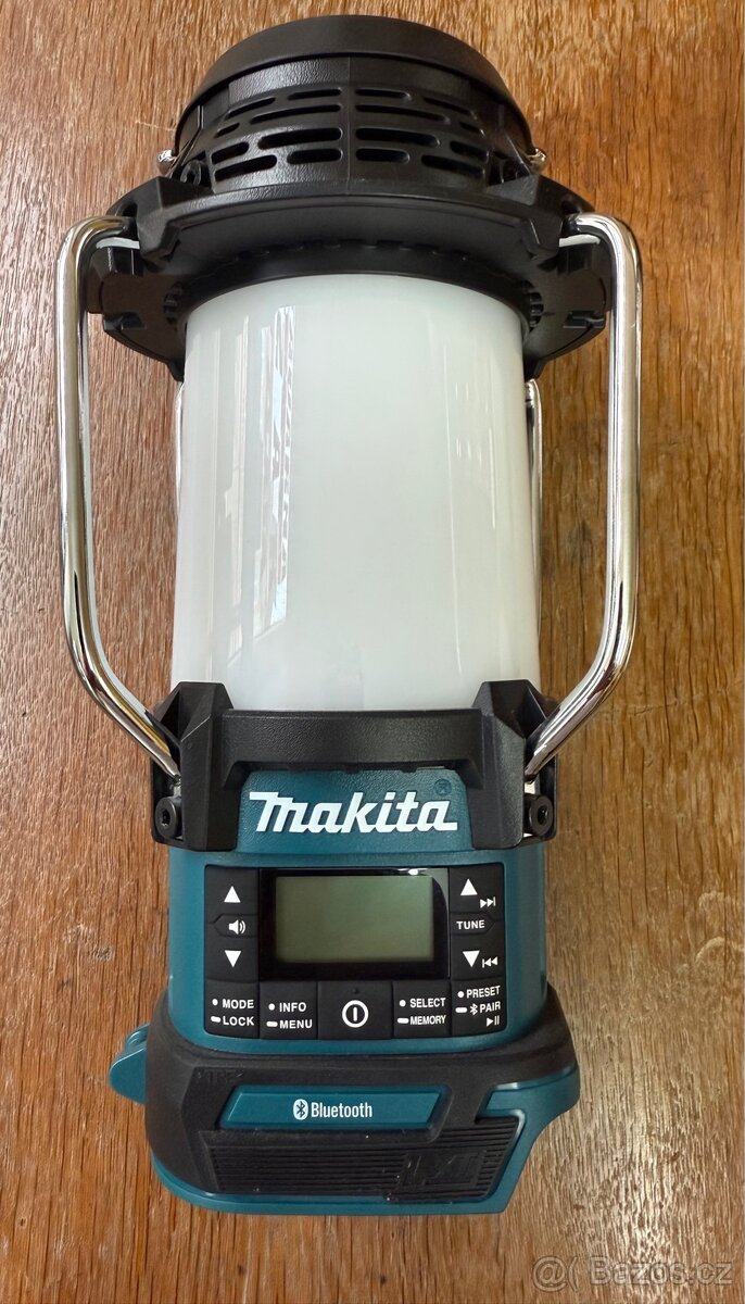Makita DMR056 rádio se svítilnou,BlueTooth,DAB