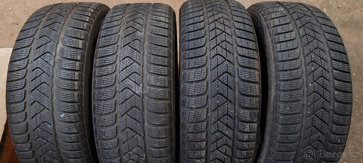 Zimní pneumatiky PIRELLI 215/60R16 95H 8,00mm DOT 2024