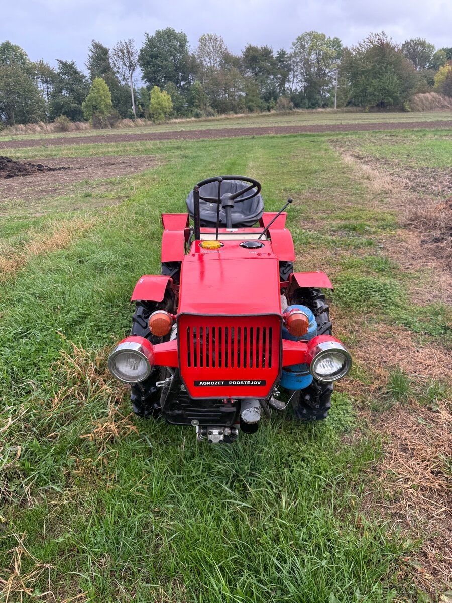 Malotraktor TZ-4K-14-B