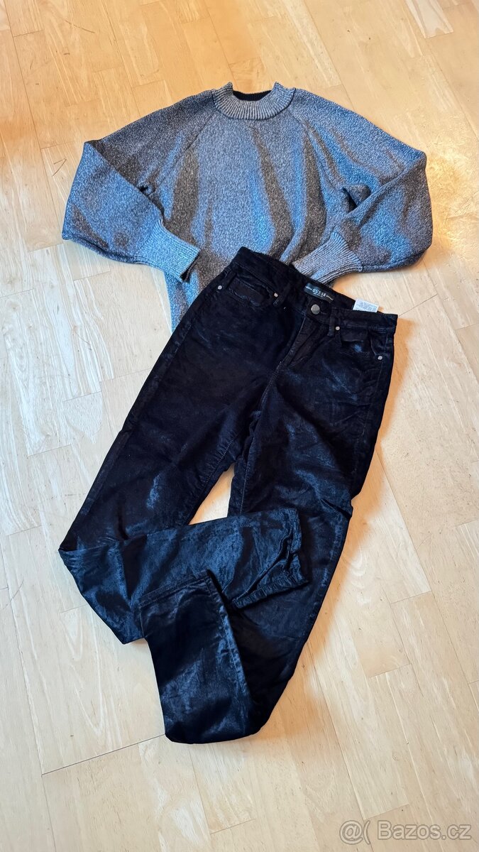Sametové slim kalhoty Guess vel. 25