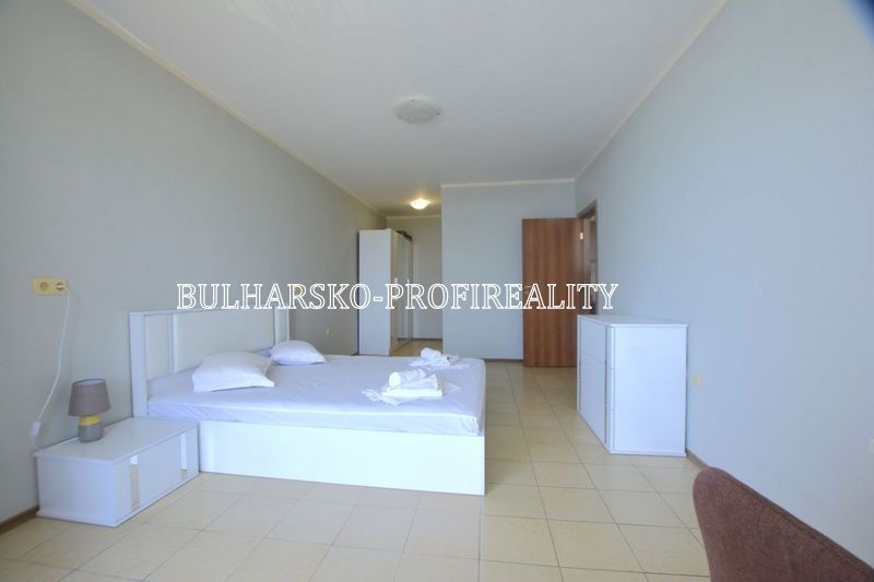 Exkluzivní nabídka: Prostorný apartmán 2+kk s bočním výhlede