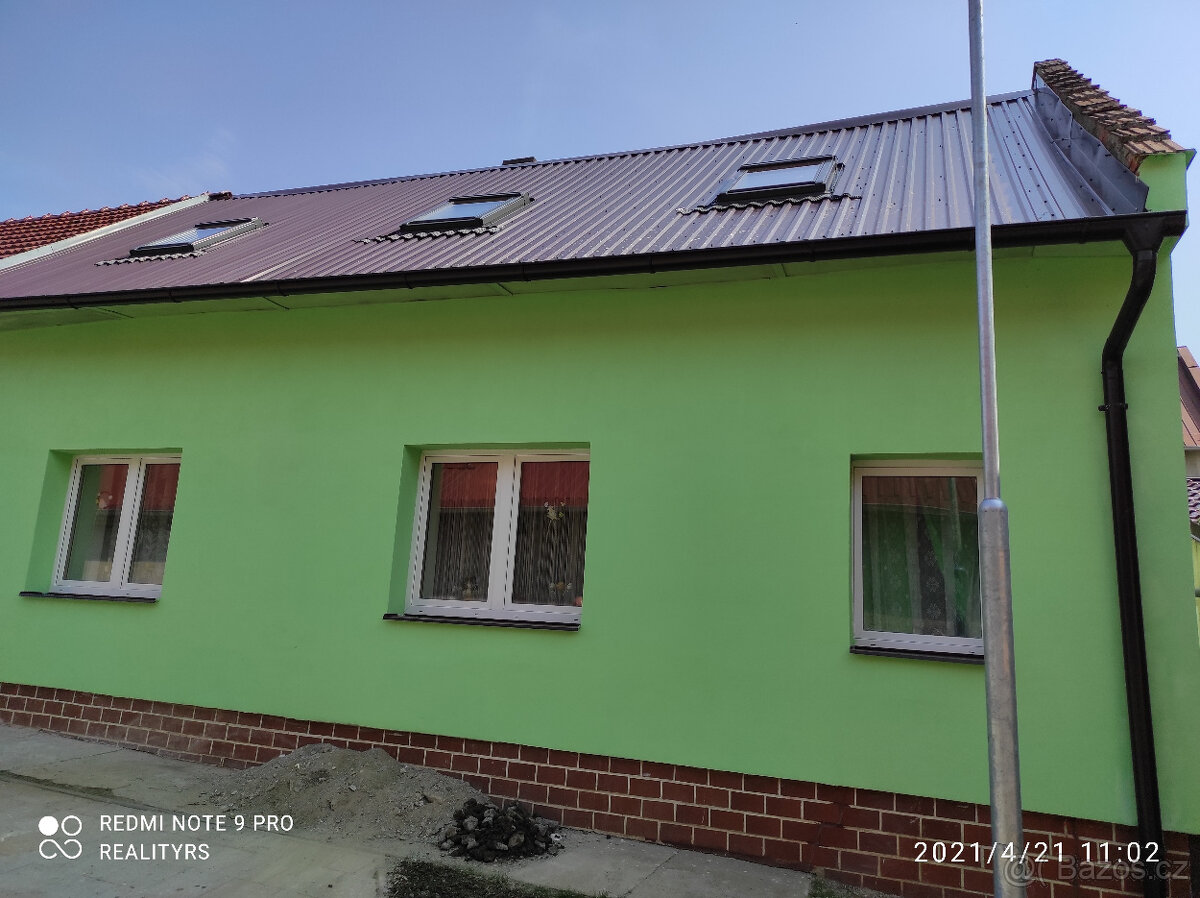 Prodám RD. se dvěma byty v Doloplazích - Poličky