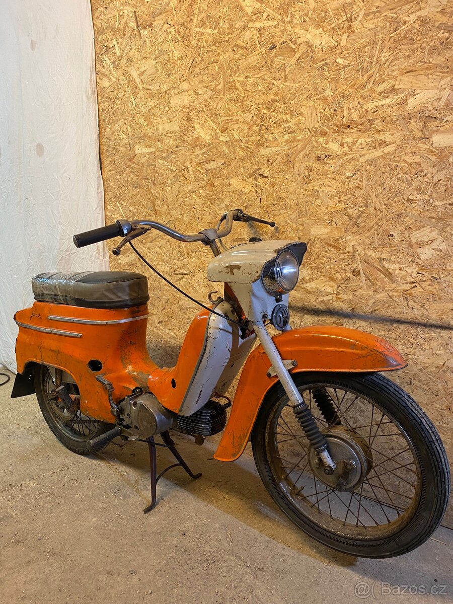 Jawa pionýr 20