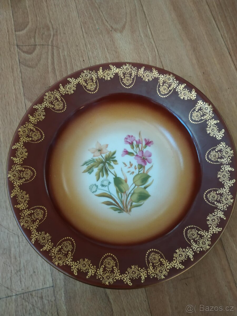 Starožitný porcelán a sklo