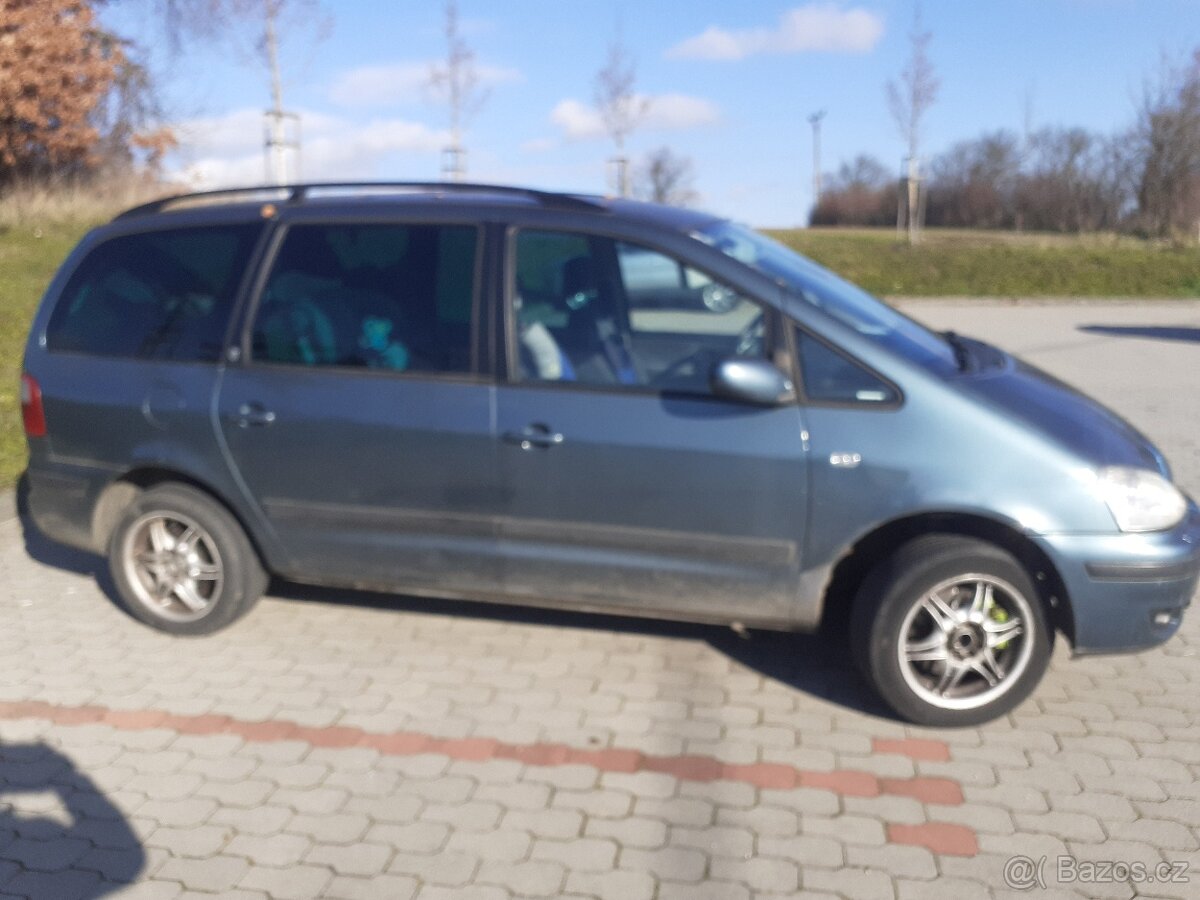 Ford Galaxy Ghia