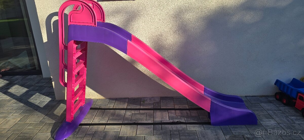 Dětská skluzavka velká