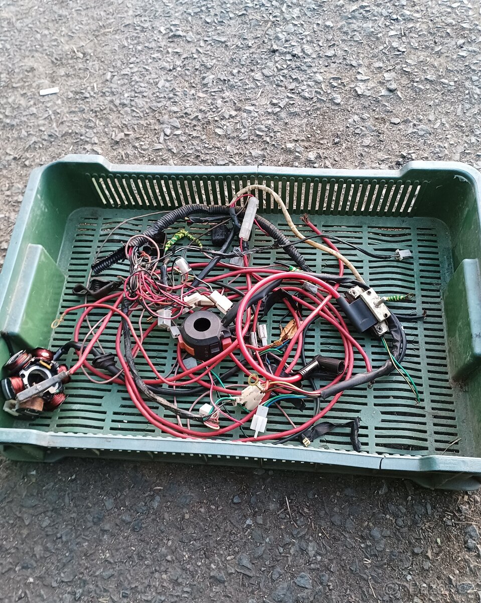 prodám elektriku na čtyřkolku 110ccm-125ccm