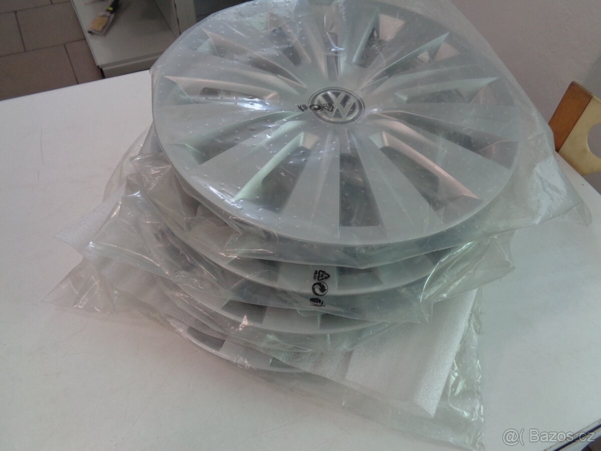Kryty kol 5G0601147 YTI VW 15"