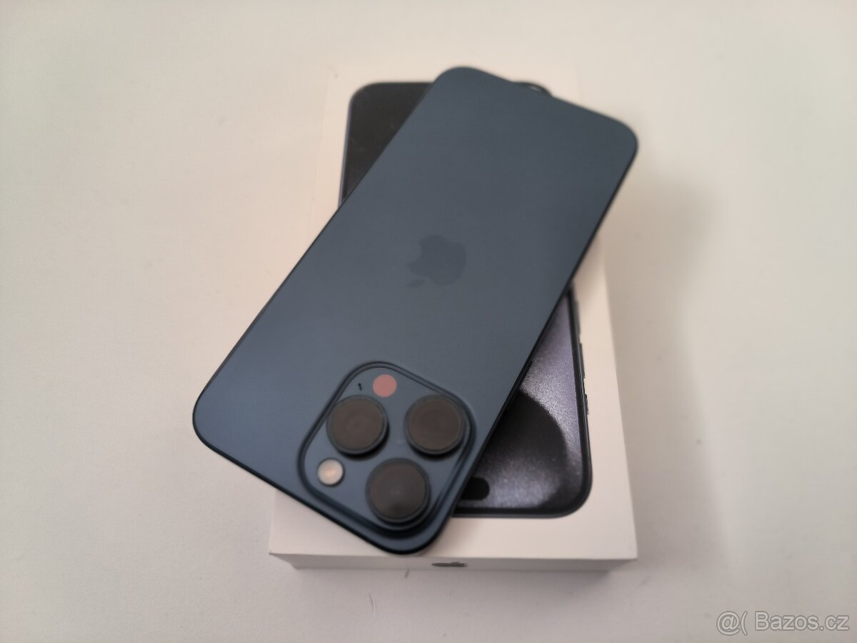 apple iphone 15 PRO 128gb Black Titanium / Batéria 90%