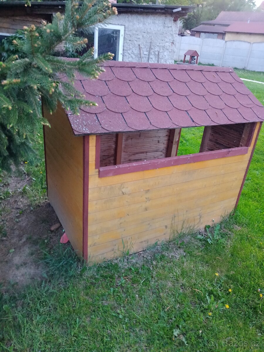 Dětský zahradní domeček