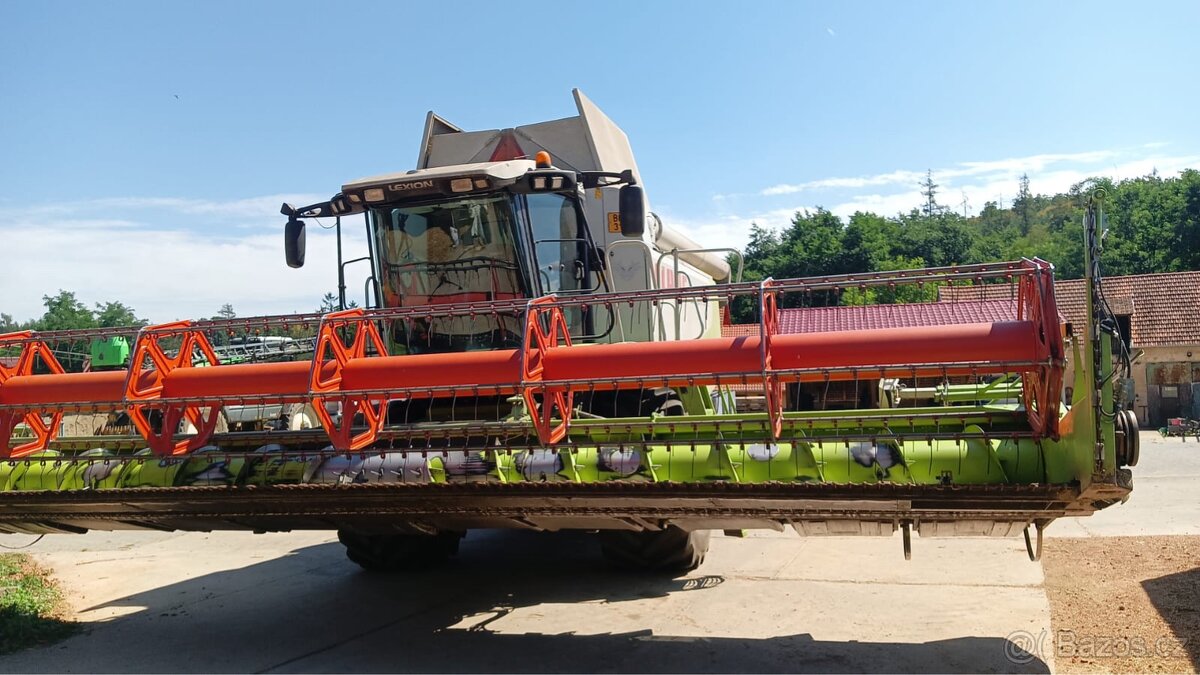 Kombajn Claas Lexion 570 s lištou C9