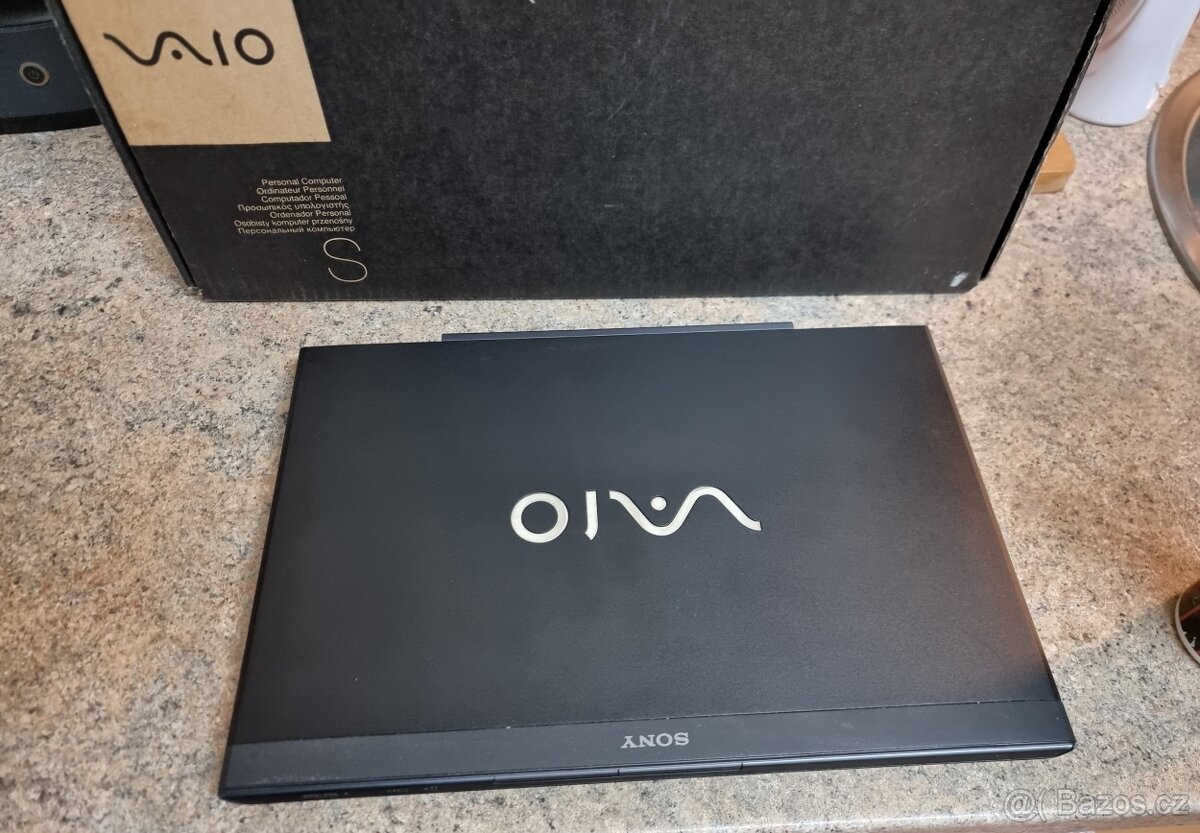 Sony Vaio Intel i5 / SSD Samsung /AMD Radeon/ Nová Baterie