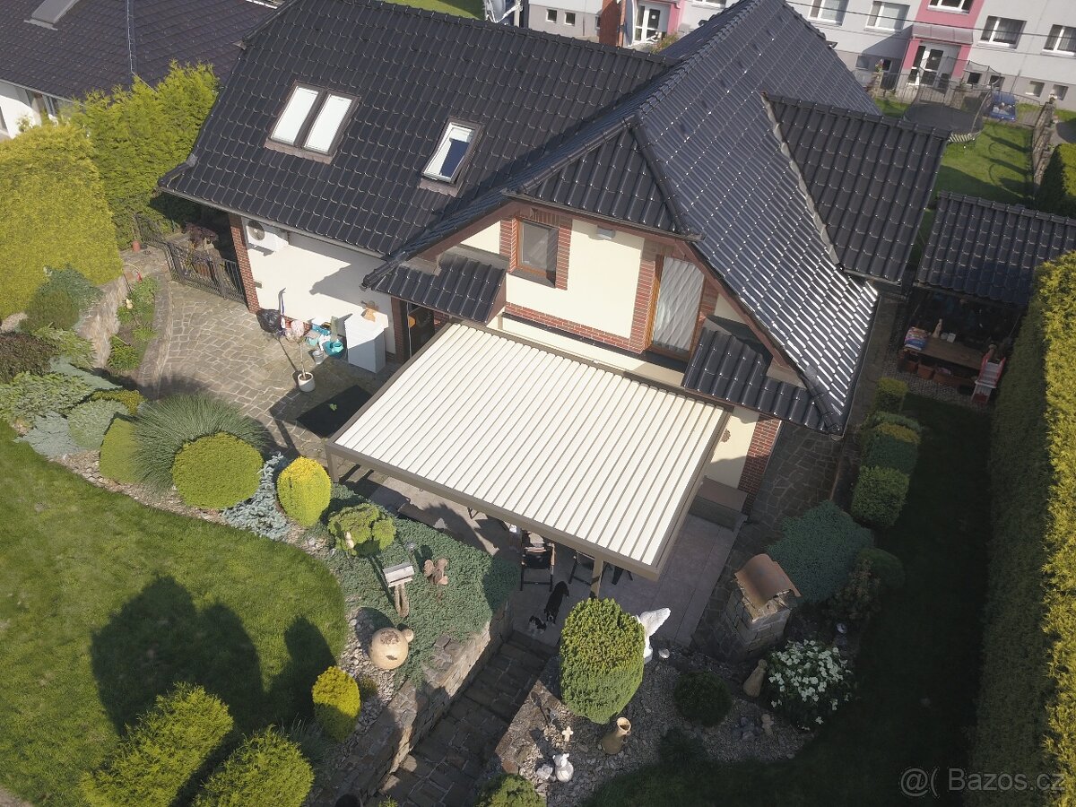 Luxusní bioklimatická pergola ARTOSI – 6 × 4,3 m – TOP stav