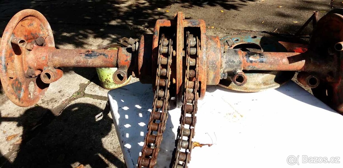 Zadní náprava na zahradní malotraktor