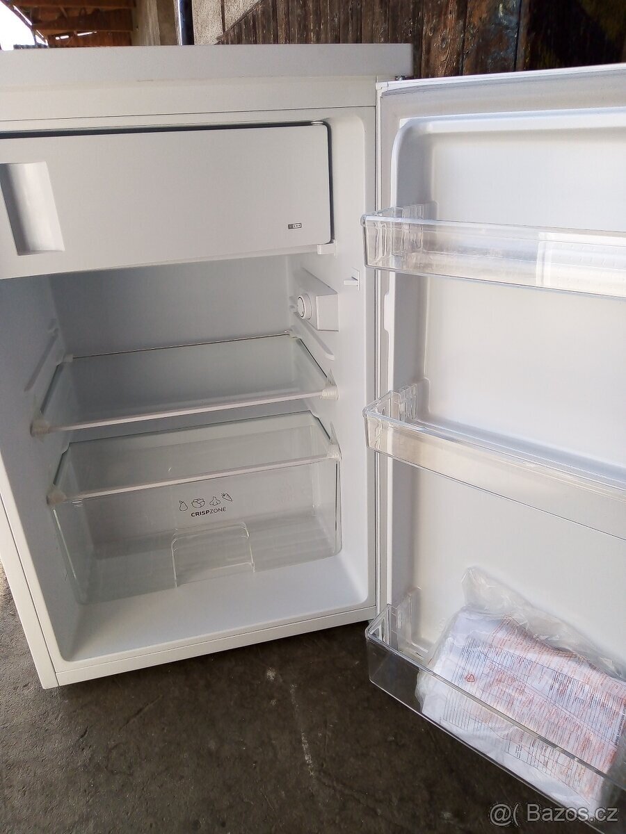Lednička s mrazakem Gorenije NOVÁ (výška 85 cm )