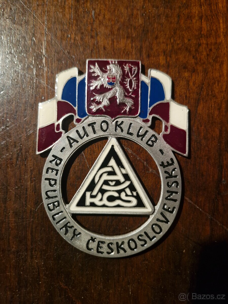 Chladičový znak Autoklubu ČSR
