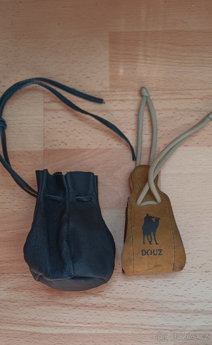 Kožené měšce na mince