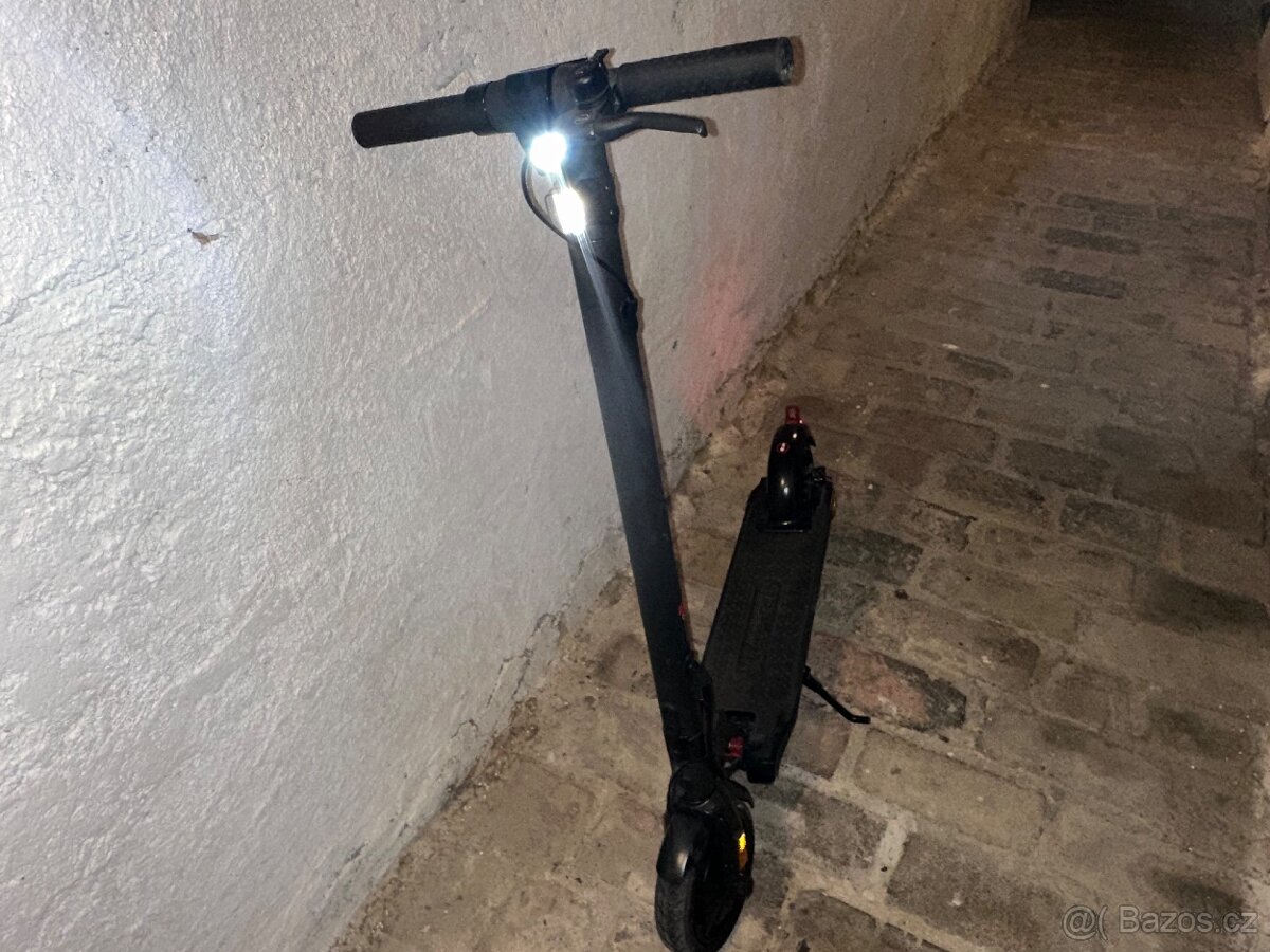 Elektrokoloběžka Wispeed T855 – Výkonná, skládací