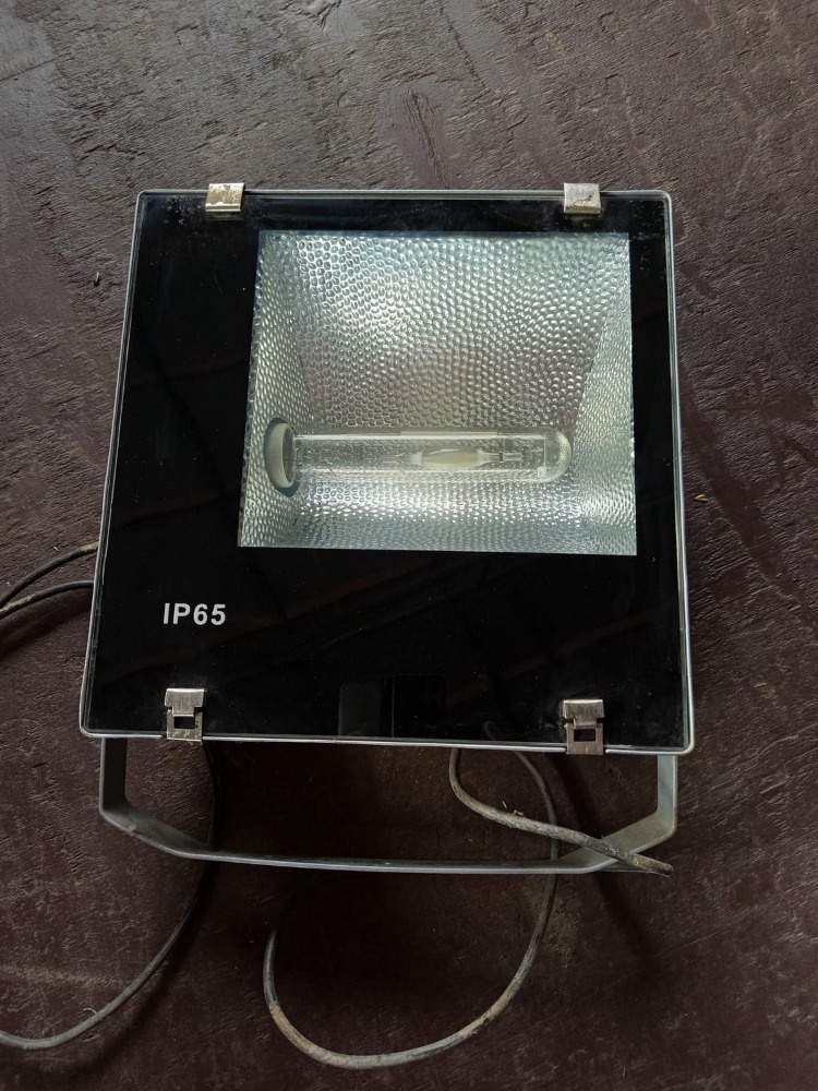 Reflektorové svítidlo 400W IP65