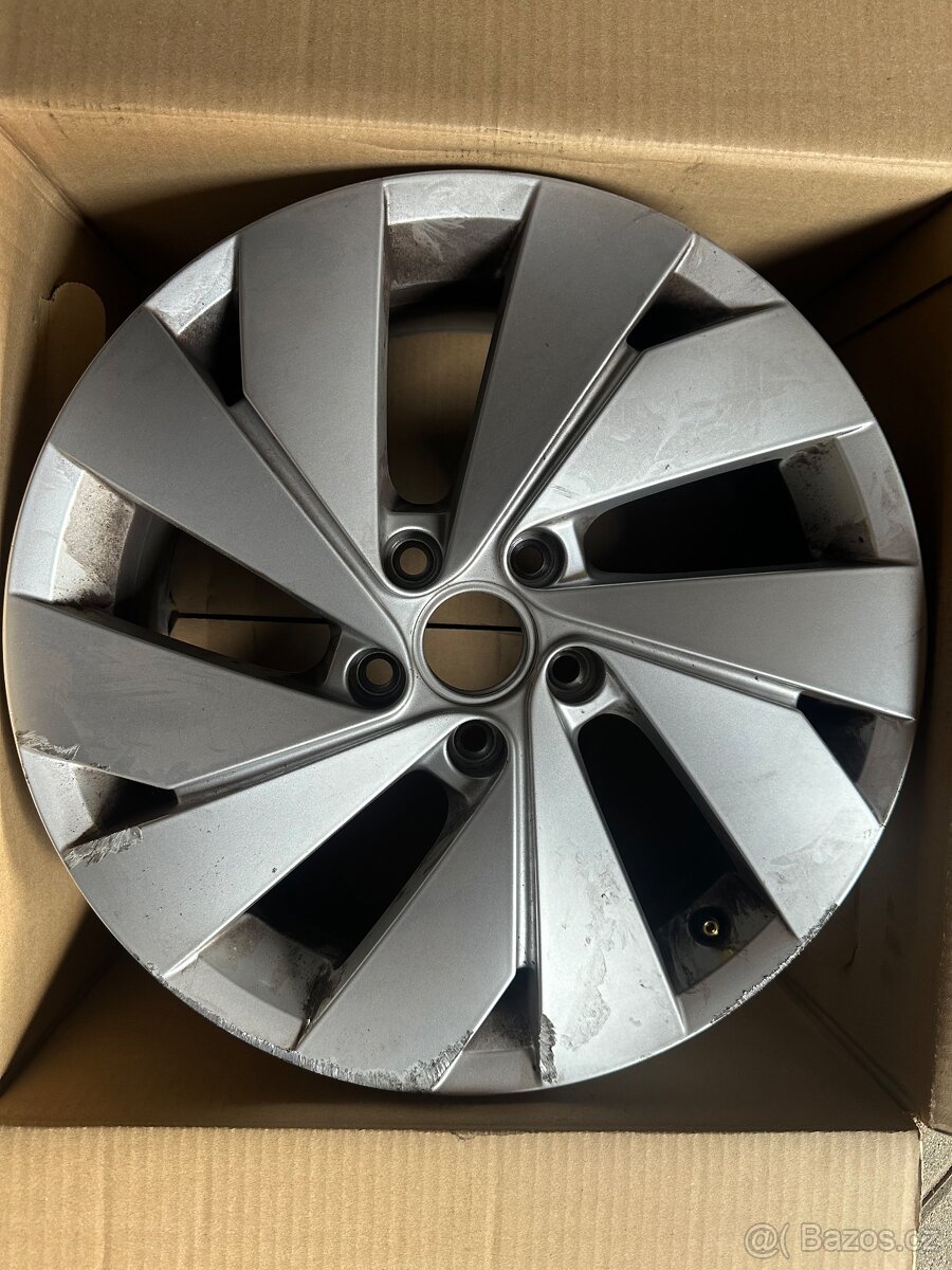 Alu kolo originál VW Golf 8 belmont R17, 5x112, et46, 6,5J,