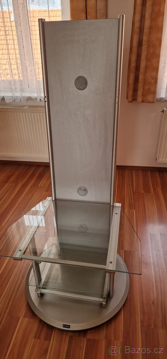 Prodej stojanu na TV