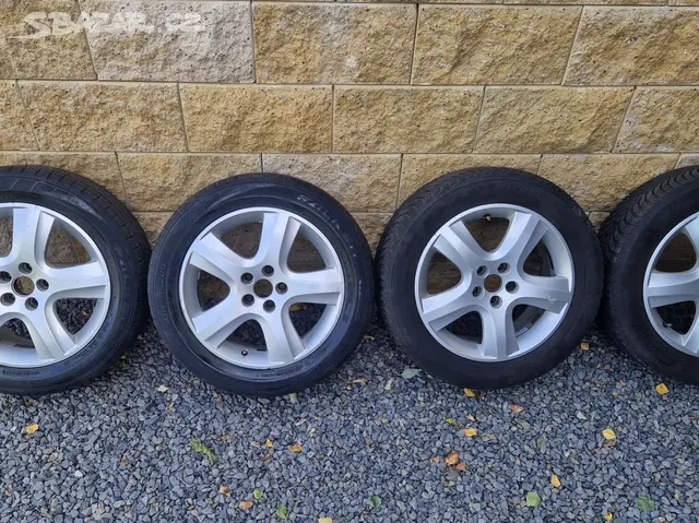 ALU kola Škoda knife originální 16 Škoda Octavia 1