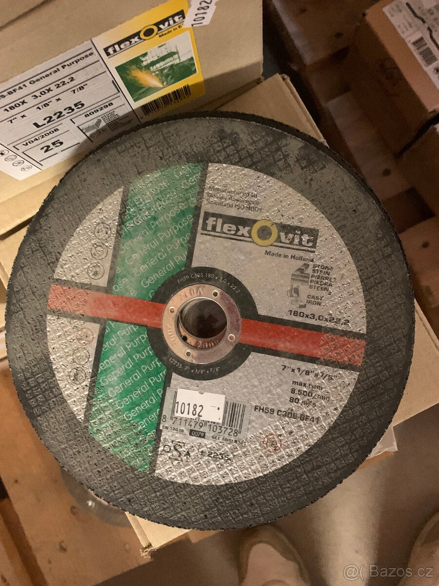 Brusivo Flexovit řezný kotouč na kámen 180x3x22mm - výprodej