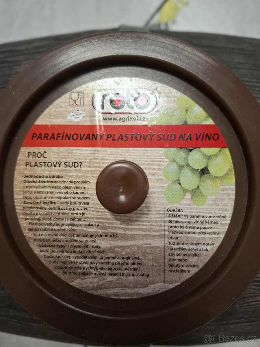 Parafínový plastový soudek na burčák nebo na víno 50l